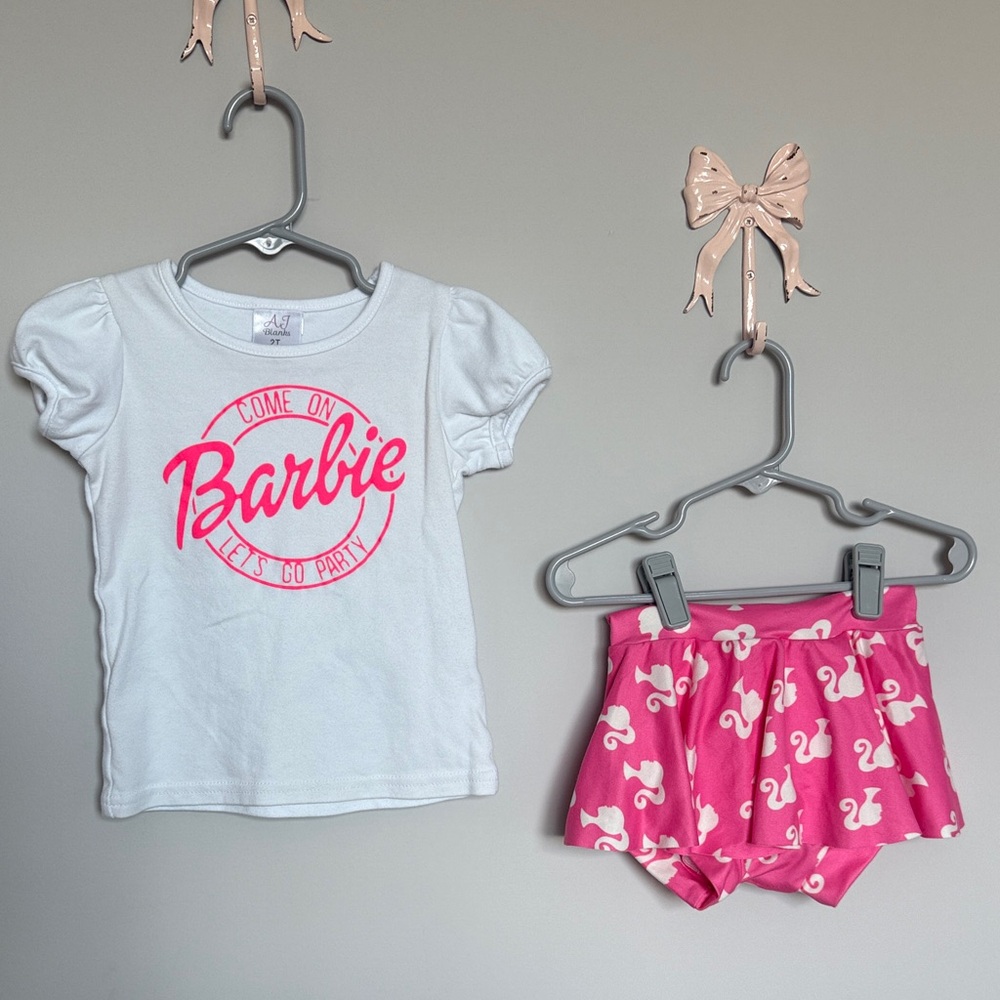 Barbie 2T White and Pink T-Shirt and Skort Set